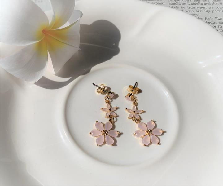 Pink Flower Dangle Earrings - LA NICOSA